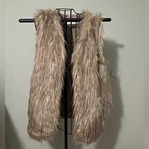 Faux Fur Vest. XXL. Like New!
